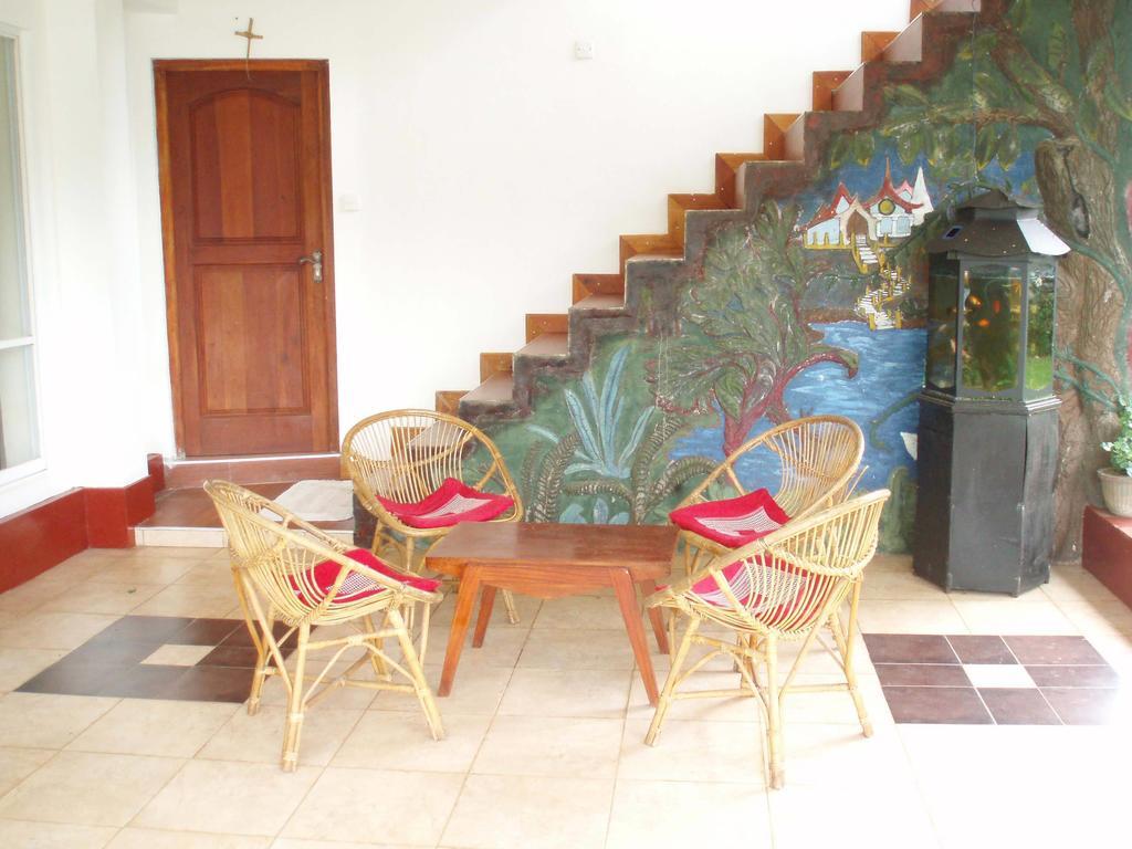 Hill View Bungalow Bed & Breakfast นูวาราเอลิยา ภายนอก รูปภาพ