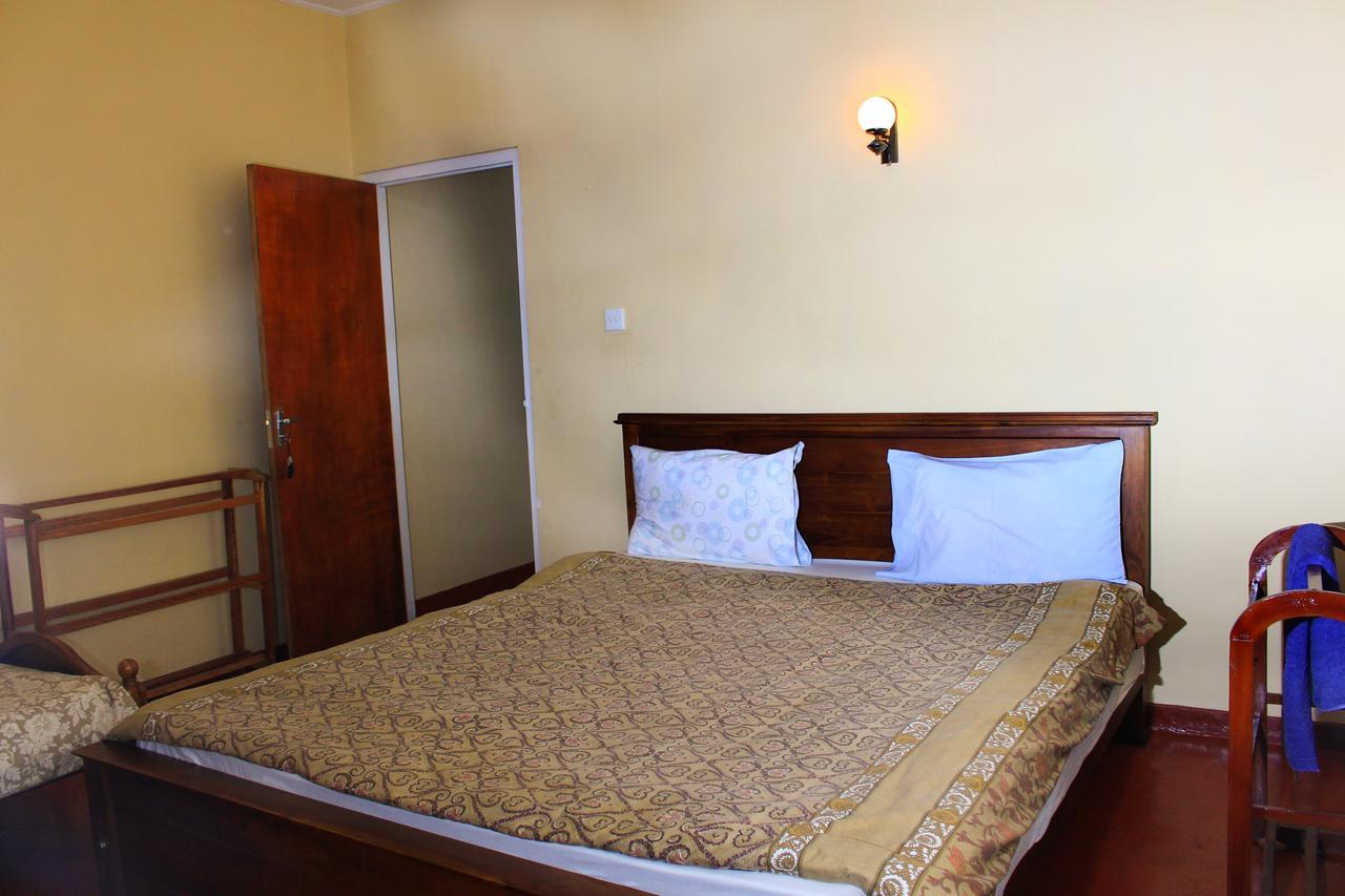 Hill View Bungalow Bed & Breakfast นูวาราเอลิยา ภายนอก รูปภาพ
