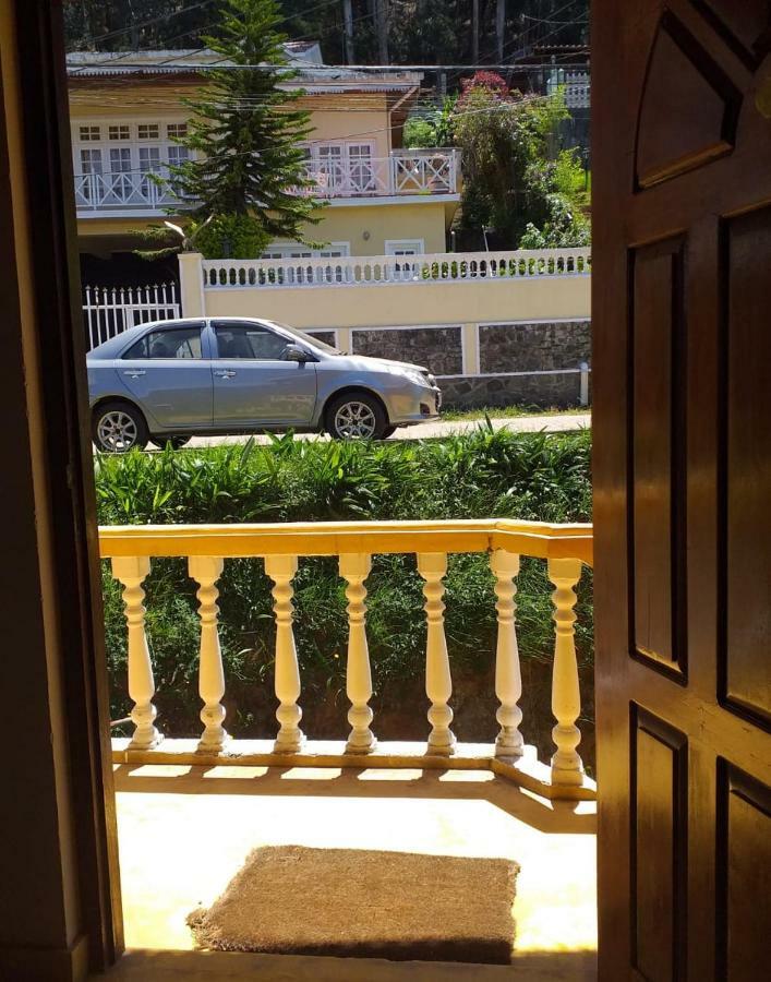 Hill View Bungalow Bed & Breakfast นูวาราเอลิยา ภายนอก รูปภาพ