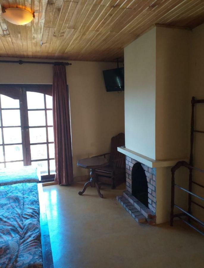 Hill View Bungalow Bed & Breakfast นูวาราเอลิยา ภายนอก รูปภาพ